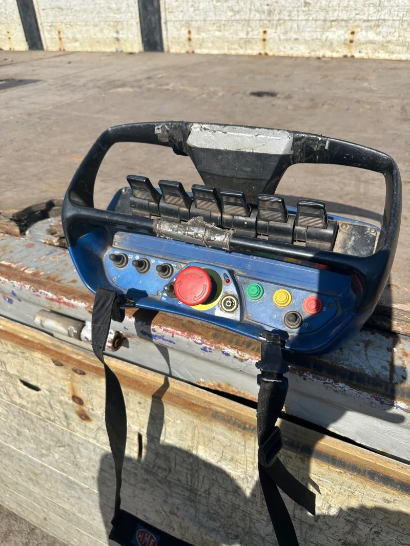 Scania P 230 Кран и падащ борд, снимка 3 - Камиони - 51516908