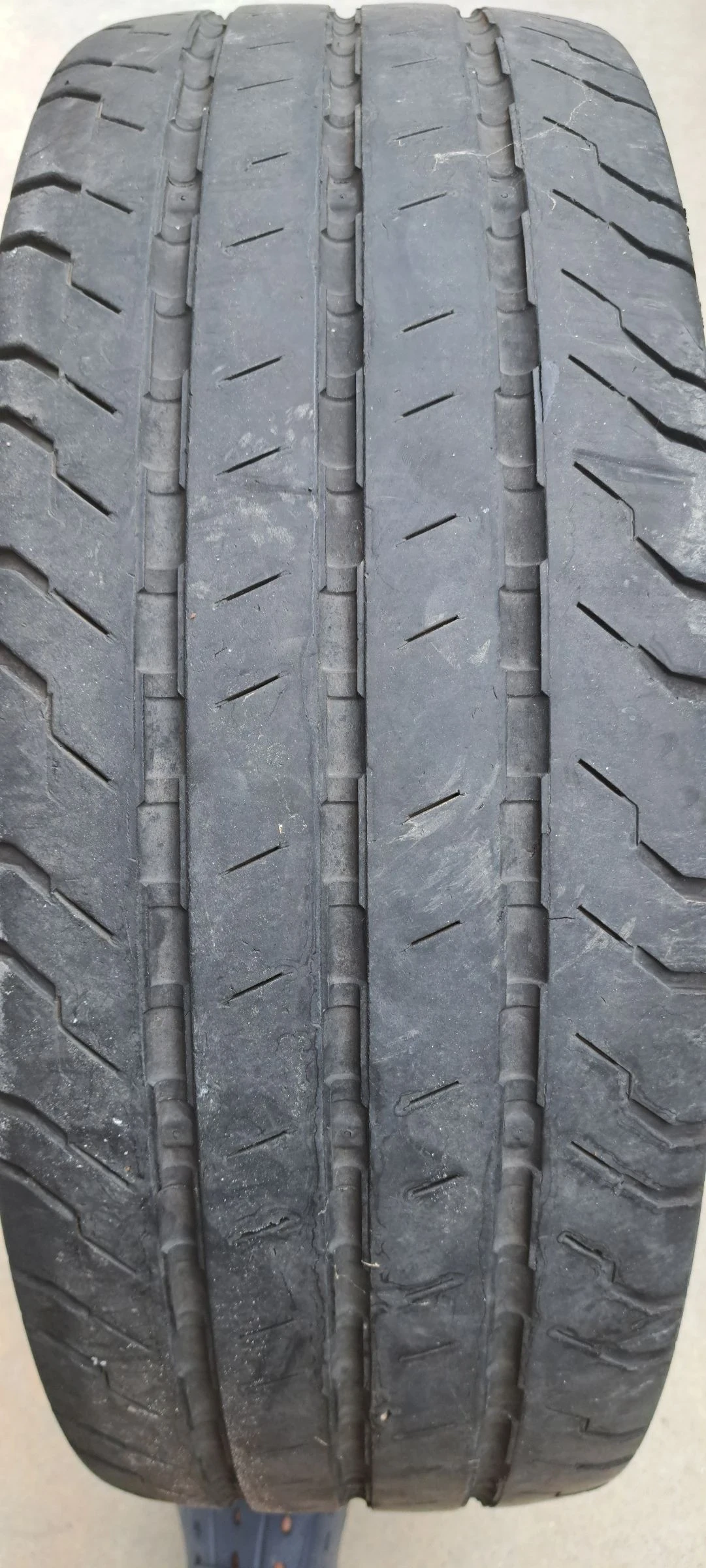 Гуми 235/65R16 | Mobile.bg — изображение 1