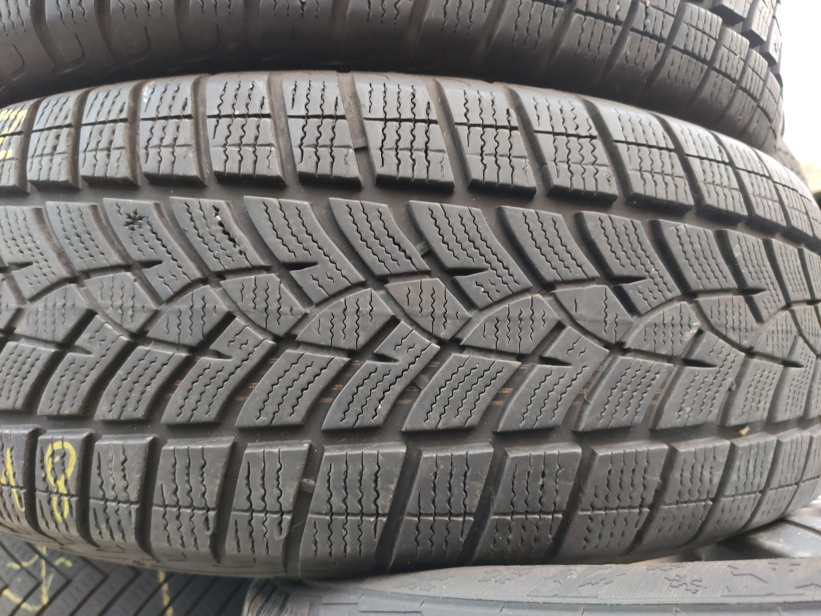  225/65R17 | Mobile.bg   4