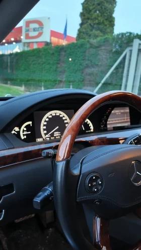 Mercedes-Benz S 550 AMG Harmon/Kardon* Pano* Подгрев* Газ, снимка 11
