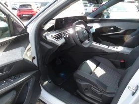 Peugeot 3008 1.2MHEV/145HP/ALLURE/FACE-LIFT/360/NAVI/CPLAY/295q, снимка 8