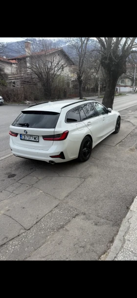 BMW 320 320d mild hibryd Само на задно, снимка 16