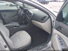 Обява за продажба на Kia Optima 2.4L I-4 DI, DOHC, VVT, 192HP Front Wheel Drive ~11 700 лв. - изображение 10