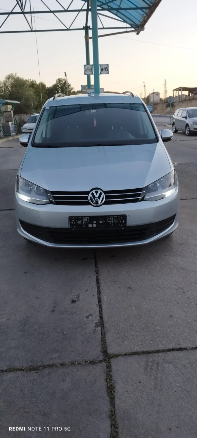 VW Sharan 2.0tdi, снимка 2 - Автомобили и джипове - 47576724