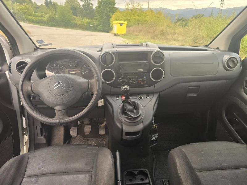 Citroen Berlingo 1.6HDI, снимка 11 - Автомобили и джипове - 47307680