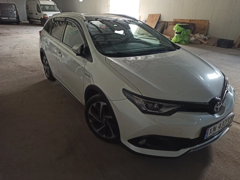 Toyota Auris, снимка 5 - Автомобили и джипове - 47439014