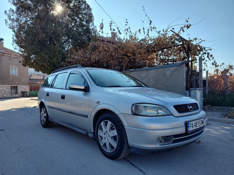 Opel Astra, снимка 1 - Автомобили и джипове - 48002943