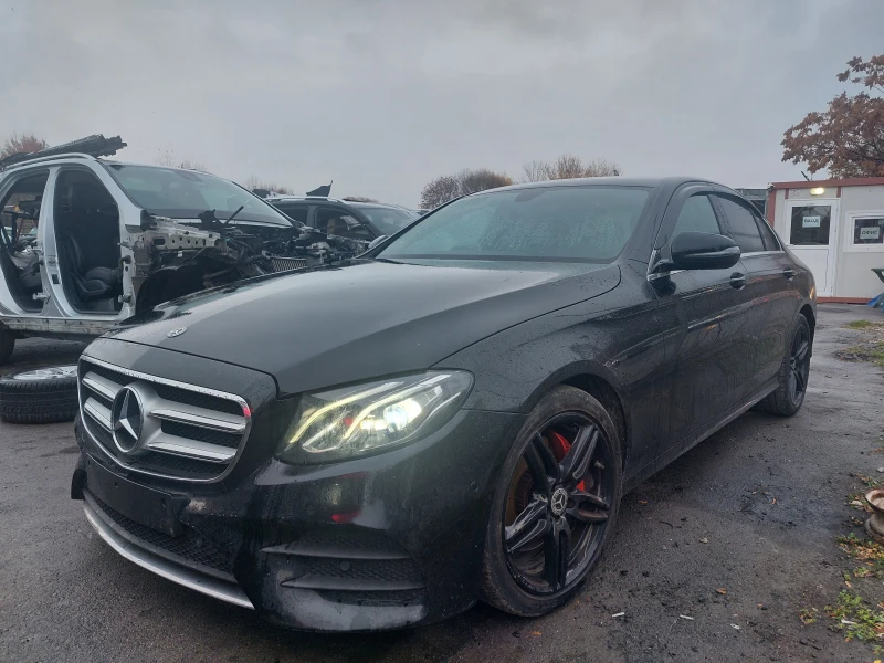 Mercedes-Benz E 220 W213 AMG Пакет с код 654, снимка 3 - Автомобили и джипове - 48008892