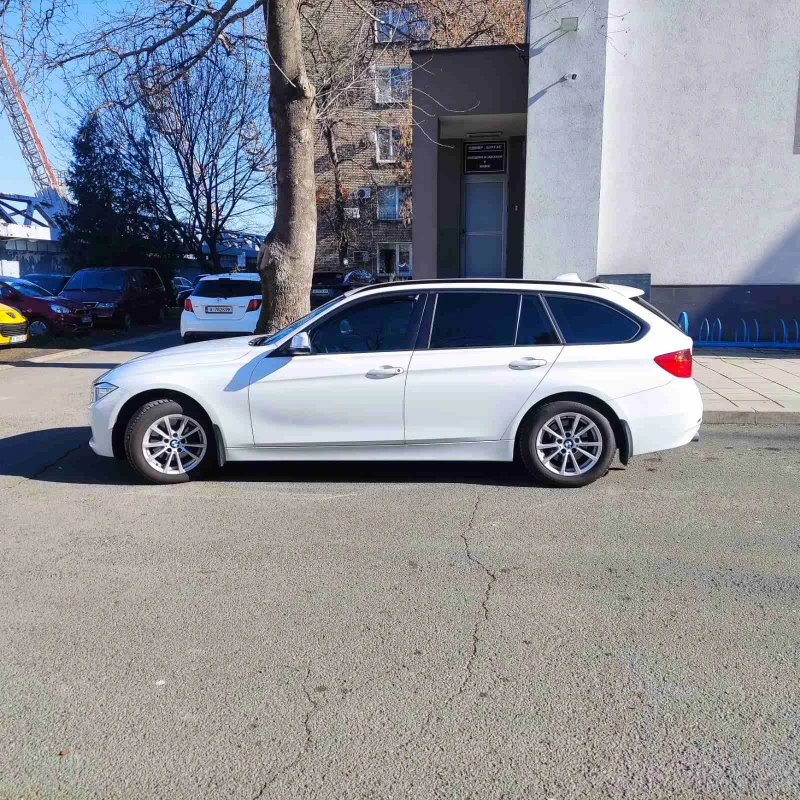 BMW 320 XDrive, снимка 4 - Автомобили и джипове - 48690516