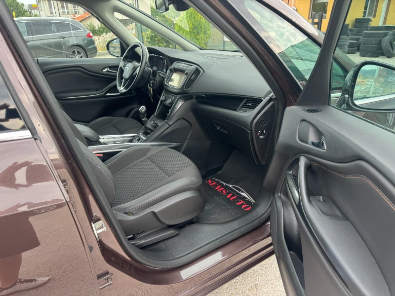Opel Zafira Tourer 2.0 CDTI ecoFLEX EURO 6, снимка 12 - Автомобили и джипове - 49362064