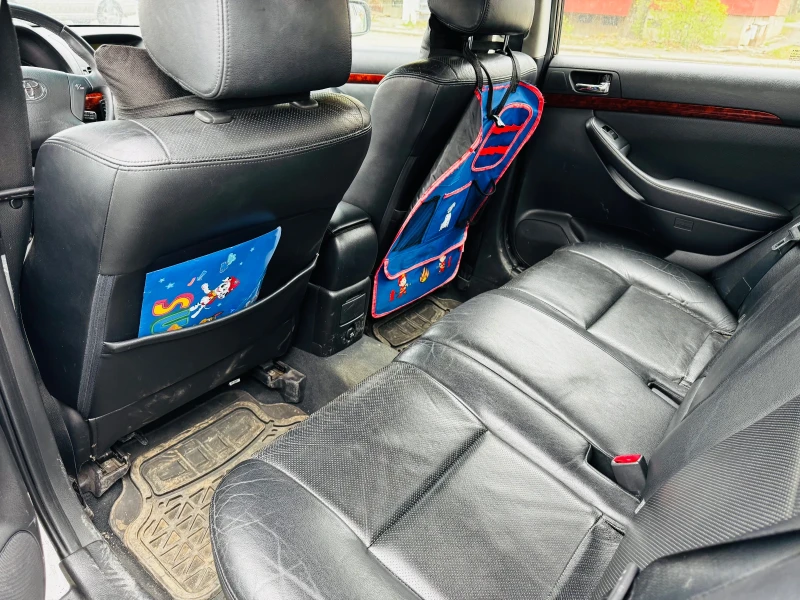 Toyota Avensis, снимка 7 - Автомобили и джипове - 52722000