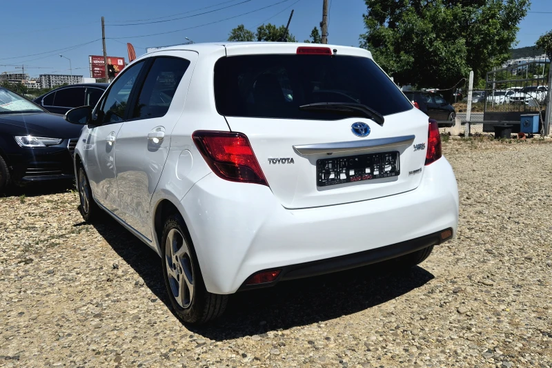Toyota Yaris HYBRID, снимка 5 - Автомобили и джипове - 50931310