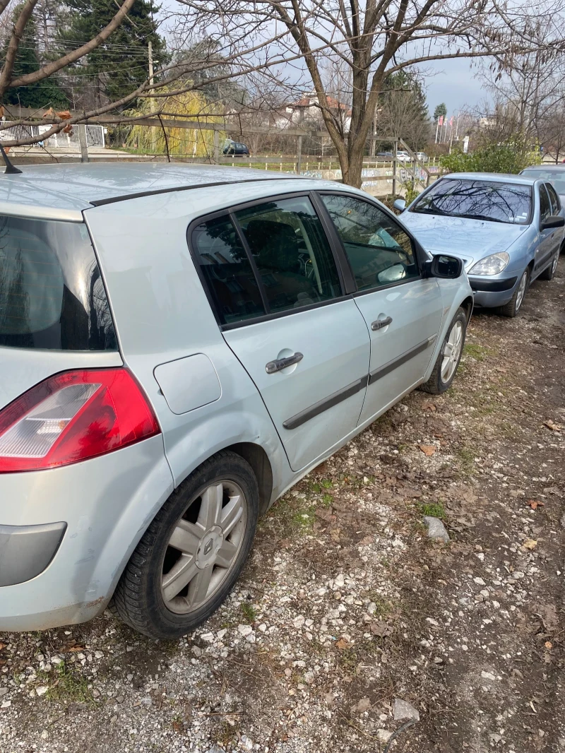 Renault Megane 1, 9 dci, снимка 3 - Автомобили и джипове - 52454114