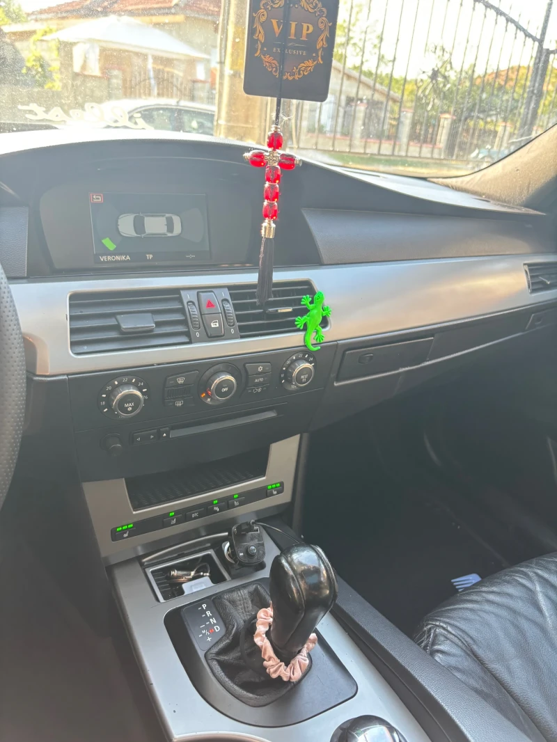 BMW 525, снимка 11 - Автомобили и джипове - 52222164