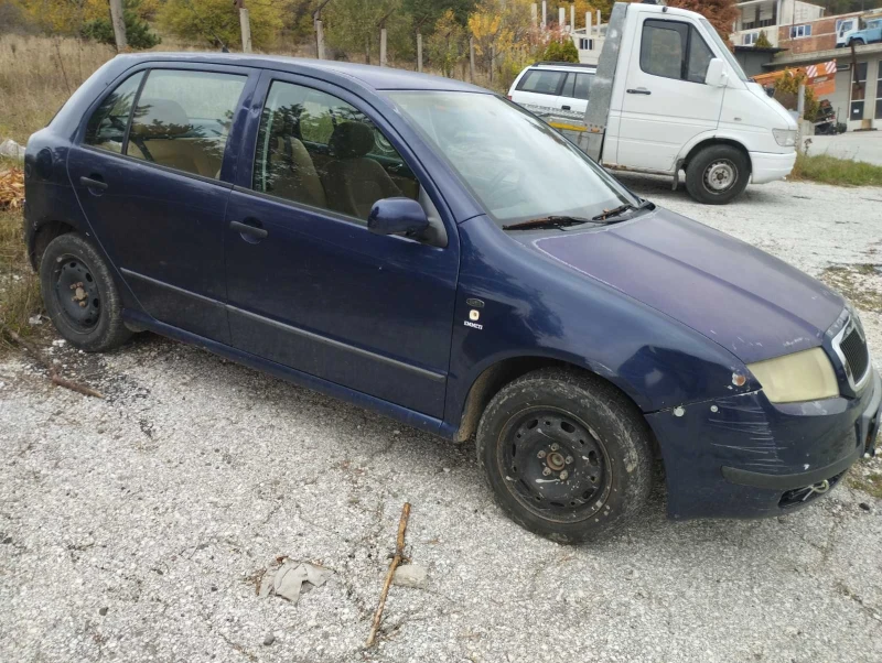 Skoda Fabia, снимка 4 - Автомобили и джипове - 52537189