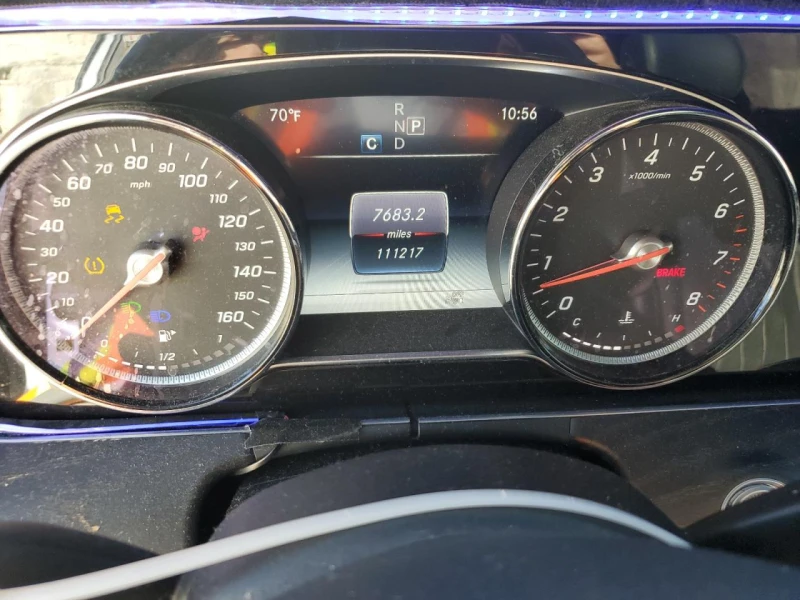 Mercedes-Benz E 300 4MATIC| AMGPKG| BURMESTER| KEYLESS, снимка 9 - Автомобили и джипове - 52911541