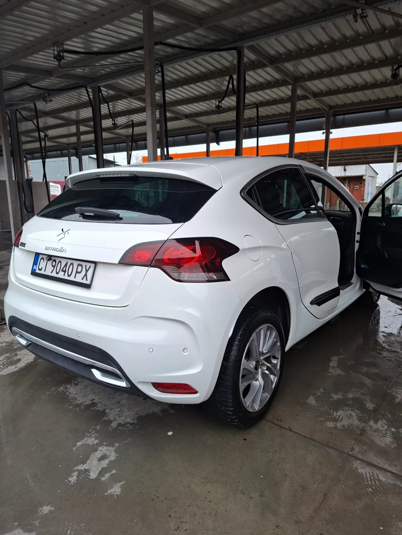 Citroen DS4 1.6 HDI, снимка 9 - Автомобили и джипове - 53424955