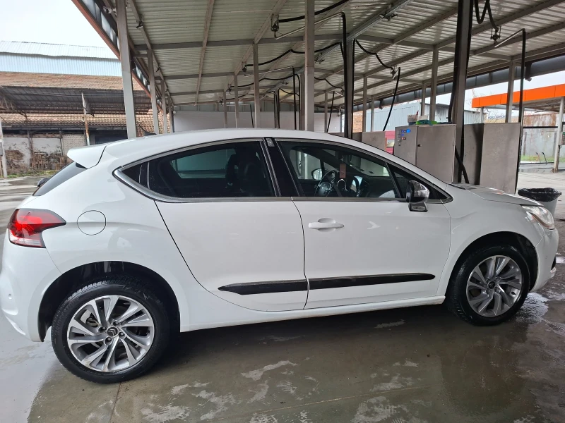 Citroen DS4 1.6 HDI, снимка 11 - Автомобили и джипове - 53424955