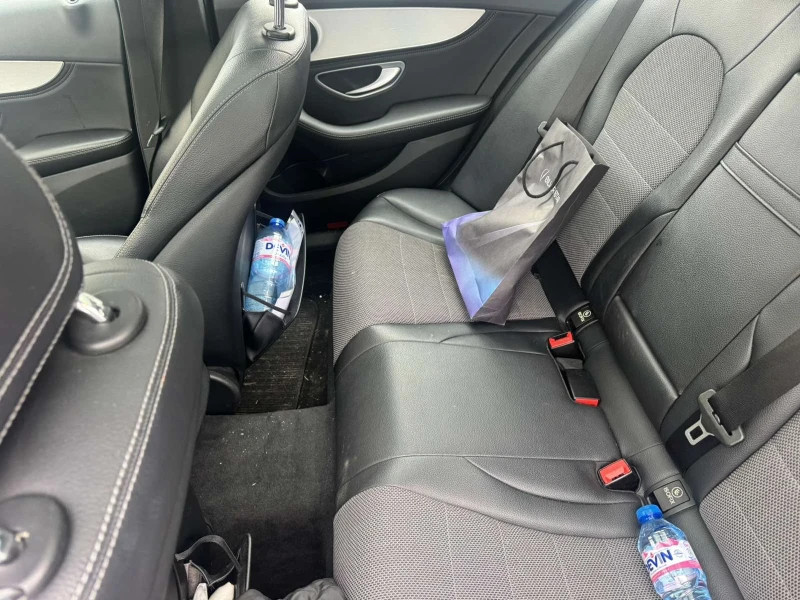 Mercedes-Benz C 220, снимка 14 - Автомобили и джипове - 53579531
