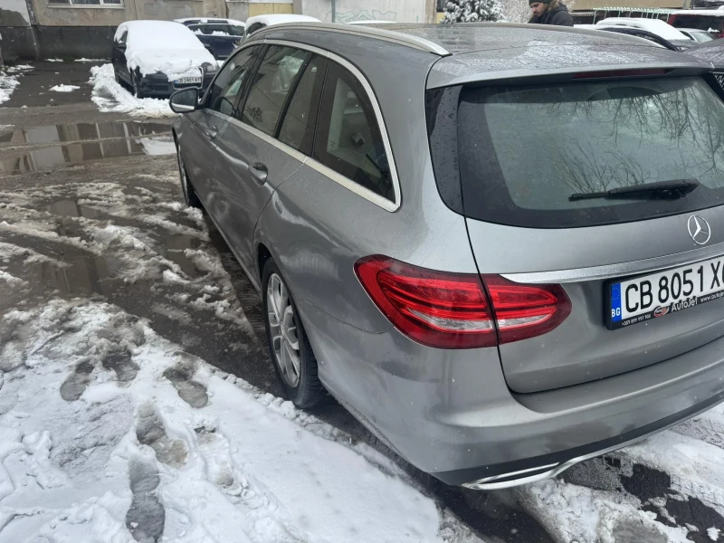 Mercedes-Benz C 220, снимка 4 - Автомобили и джипове - 53579531