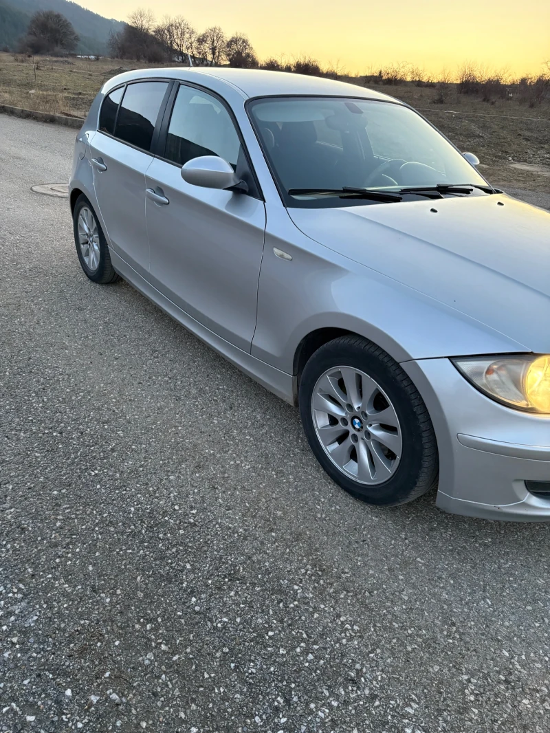 BMW 118 2.0, снимка 3 - Автомобили и джипове - 53587399