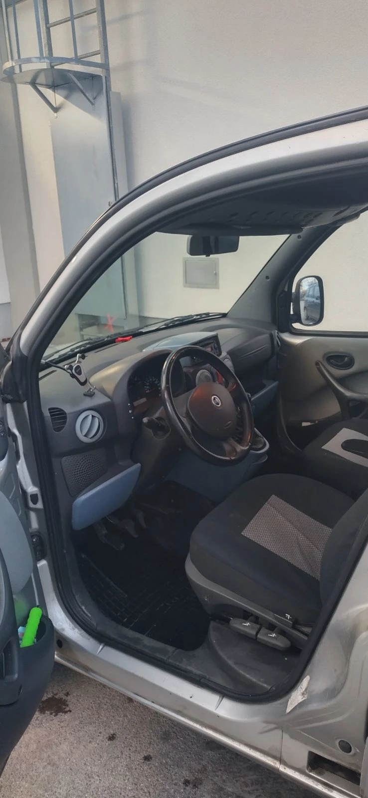 Fiat Doblo, снимка 8 - Автомобили и джипове - 52997562