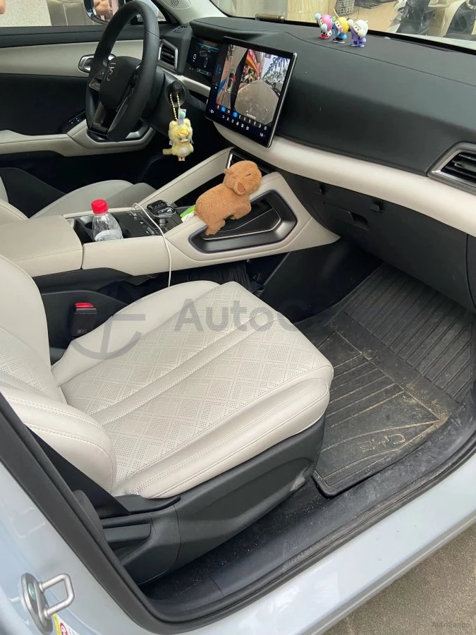 BYD Yuan Up ���� �� ��������| A�������������� | Mobile.bg � ����������� 4