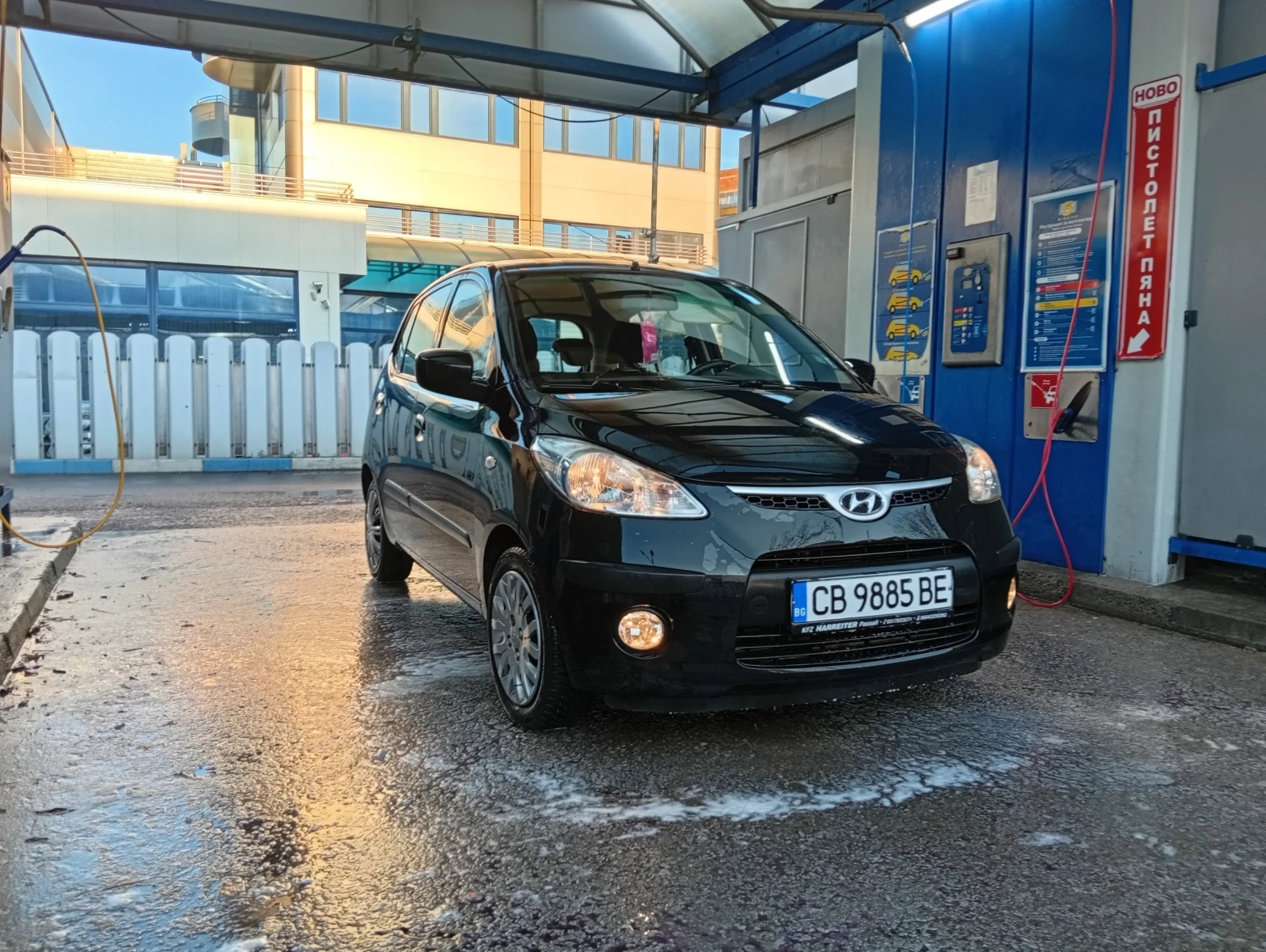 Hyundai I10 Черен металик, климатик Еко 4, 5/100л, снимка 1