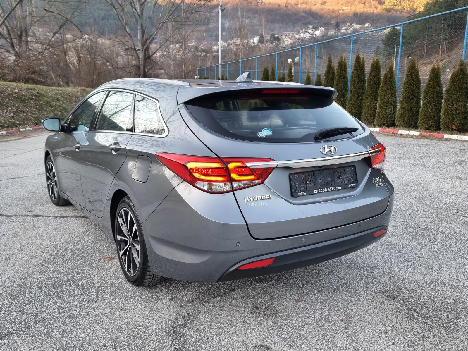 Hyundai I40 Avtomat/Navig/Facelift - изображение 4