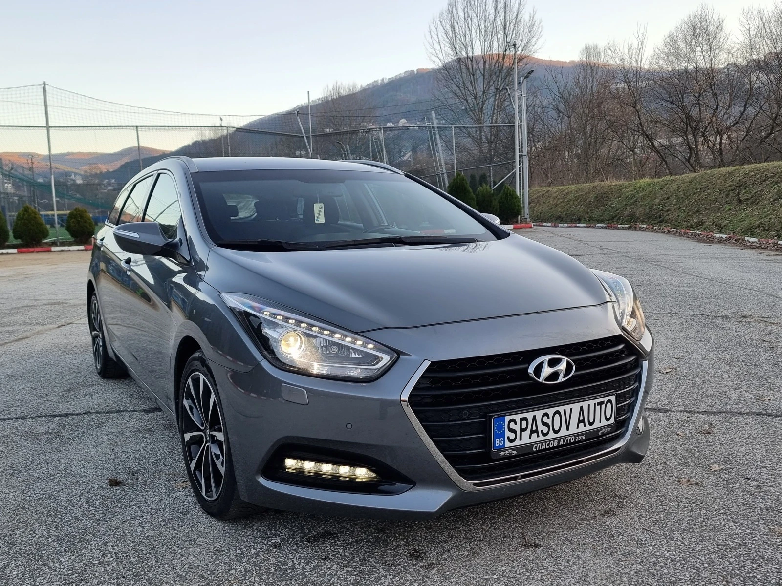 Hyundai I40 Avtomat/Navig/Facelift - изображение 8