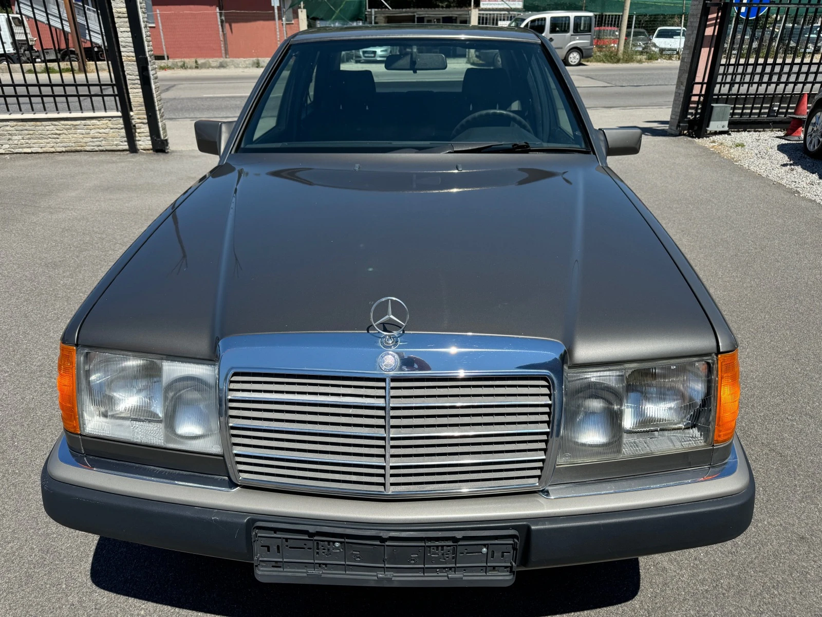 Mercedes-Benz E 200 2.0I НОВ ВНОС  - изображение 2