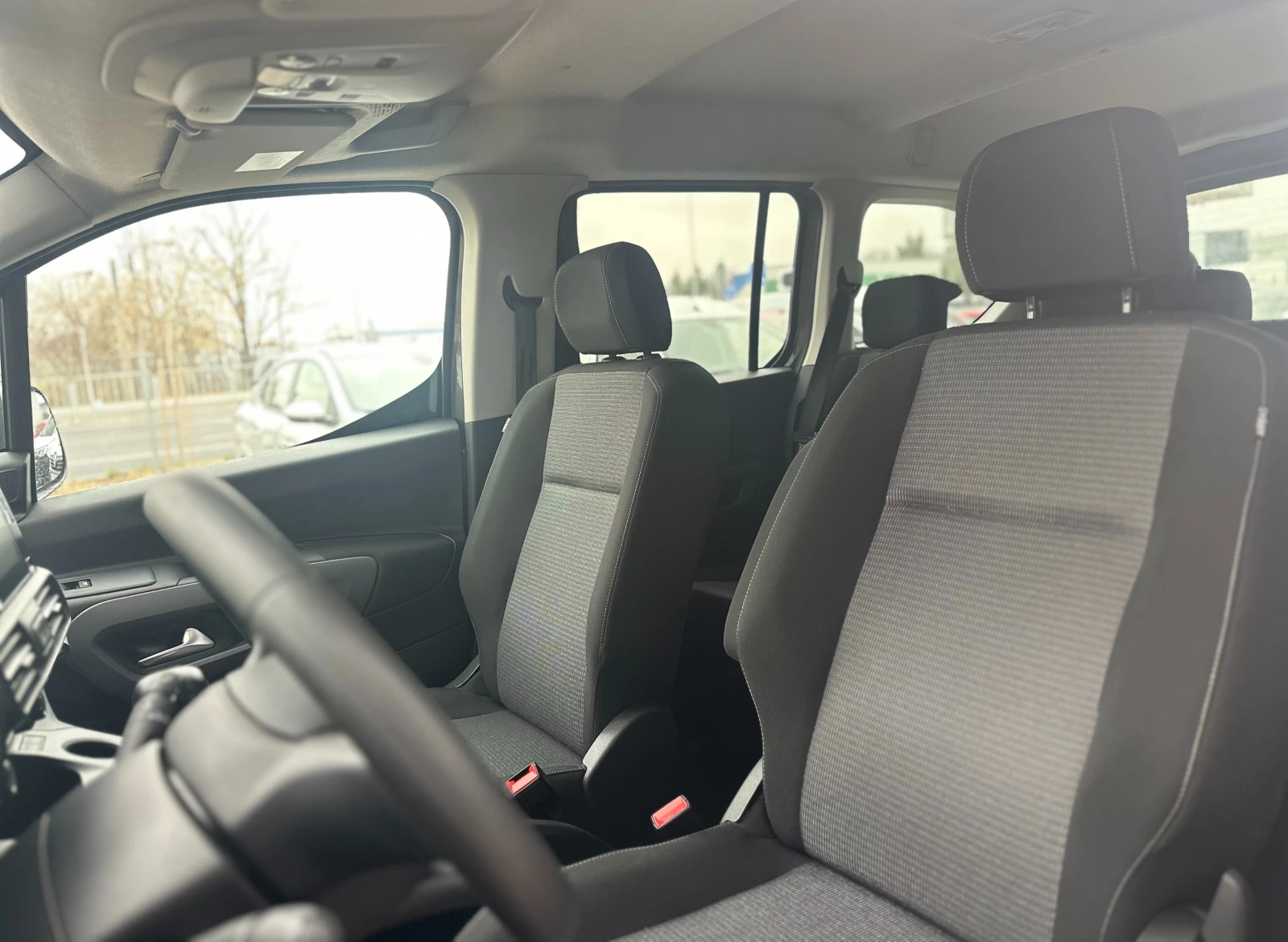 Toyota Proace City 1.5D-4D/102к.с. - изображение 8