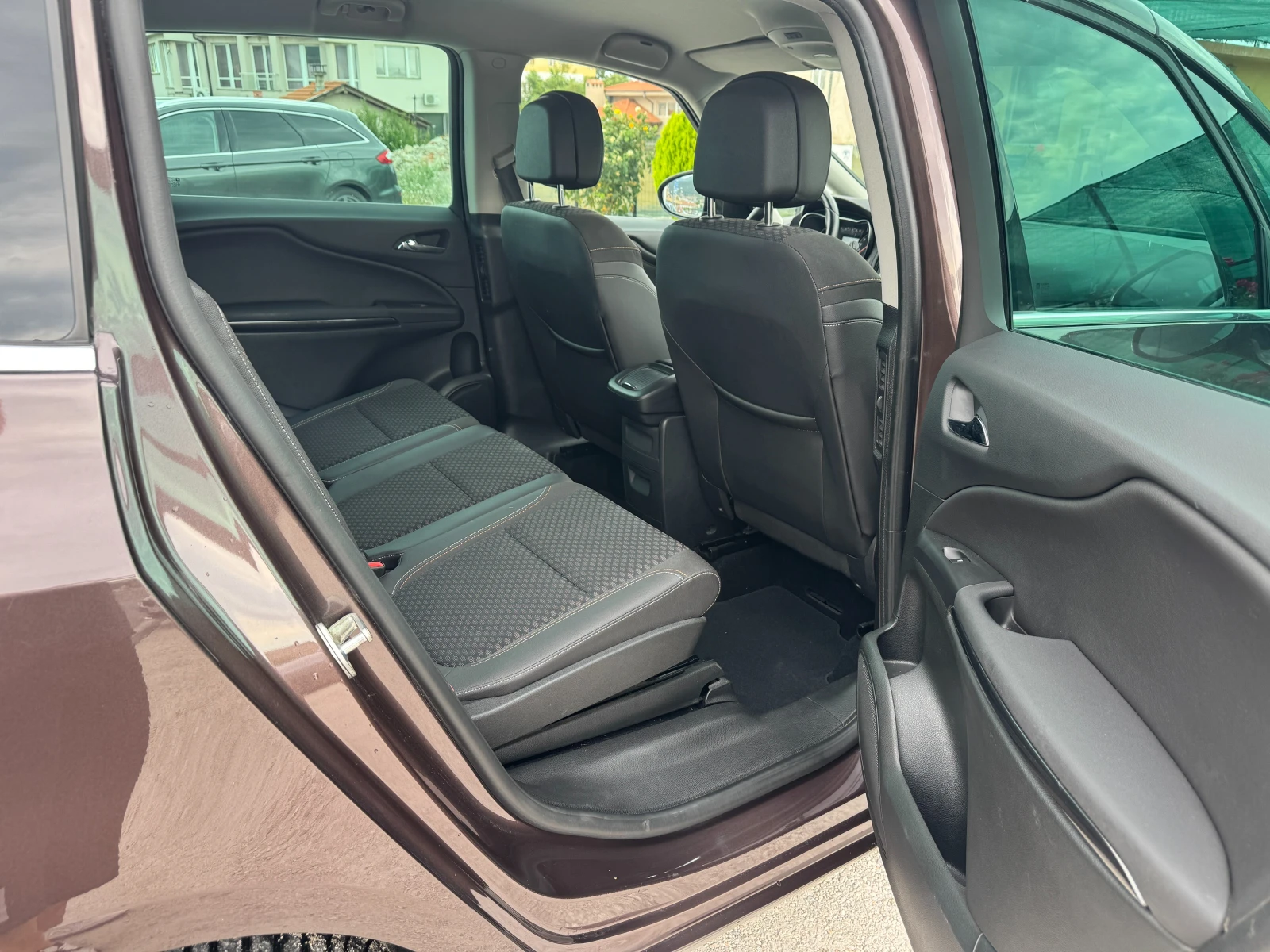 Opel Zafira Tourer 2.0 CDTI ecoFLEX EURO 6 | Mobile.bg   15