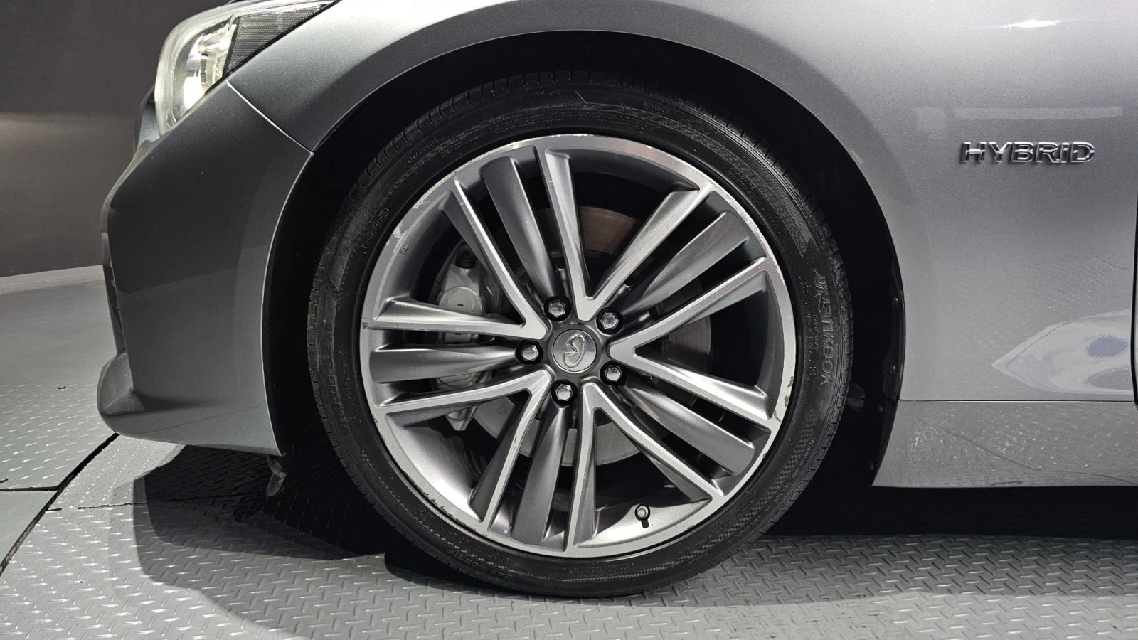 Infiniti Q50 3.5 Hybrid Essence - изображение 5