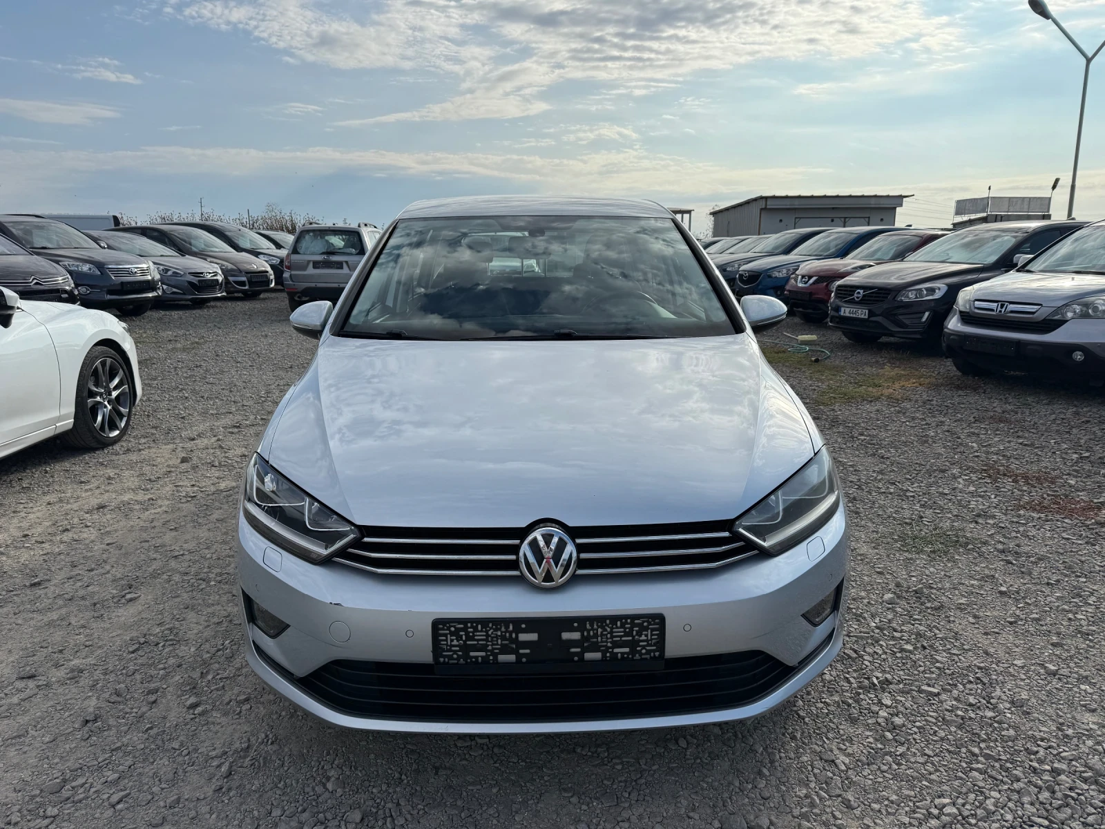VW Sportsvan 1.2i CH Navi 110ks 6sk - изображение 2