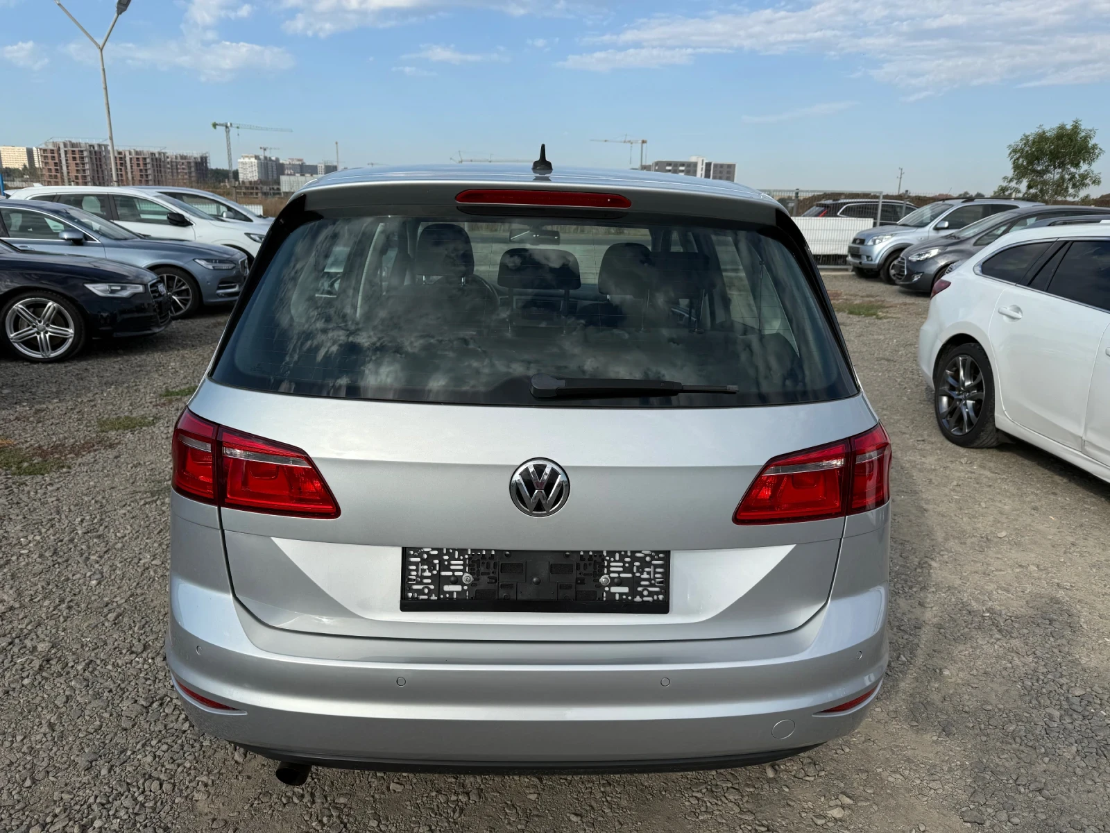 VW Sportsvan 1.2i CH Navi 110ks 6sk - изображение 5