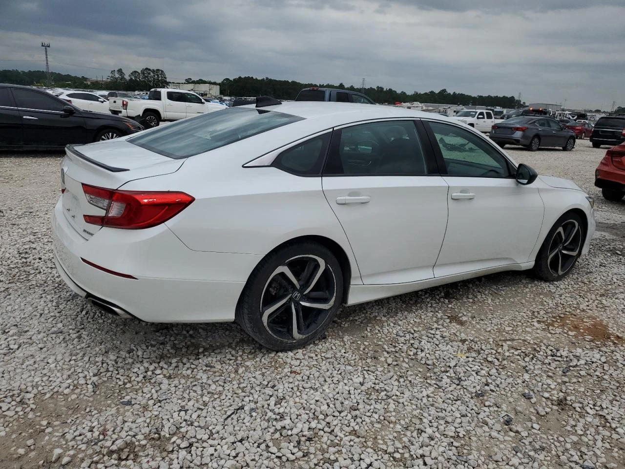Honda Accord Sedan Sport 1.5T CVT - изображение 4