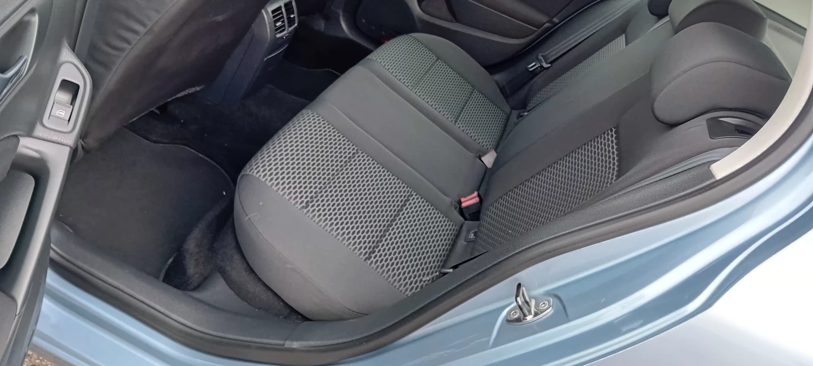 VW Golf 1.6i euro5 - изображение 9