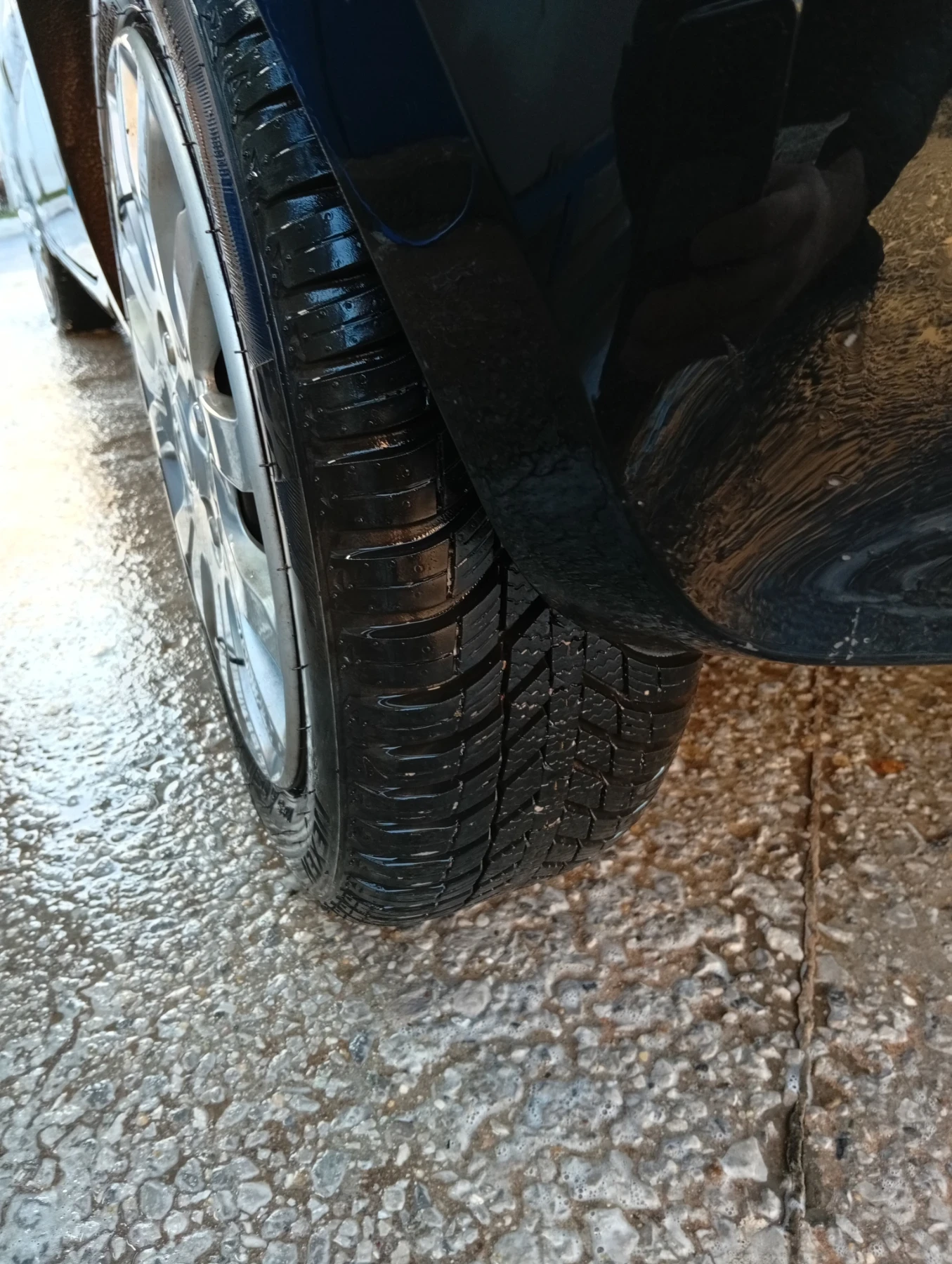 Hyundai I10 Черен металик, климатик Еко 4, 5/100л - изображение 7