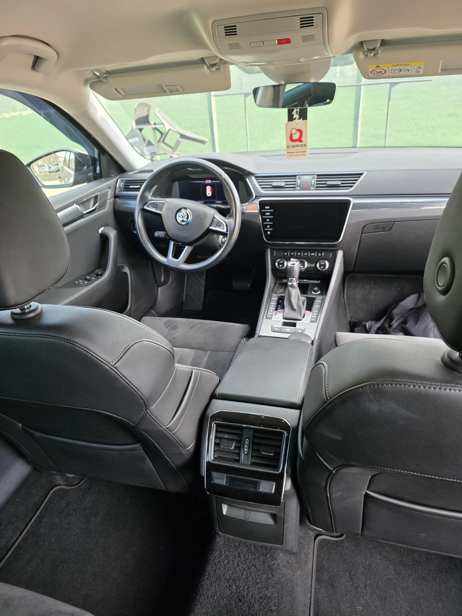 Skoda Superb, снимка 8 - Автомобили и джипове - 53932924