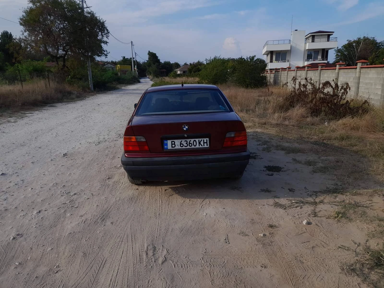 BMW 318, снимка 4 - Автомобили и джипове - 54302070