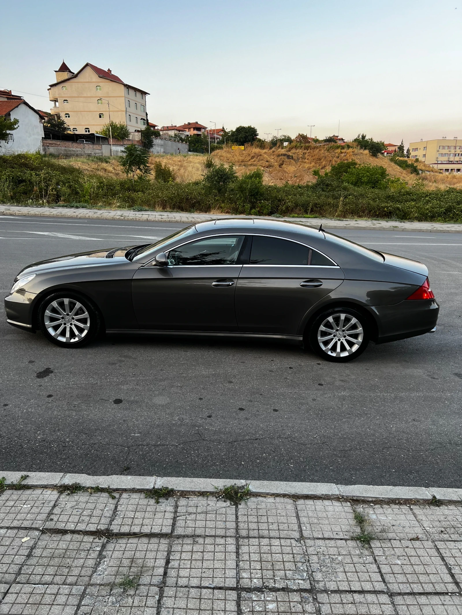 Mercedes-Benz CLS 320, снимка 4 - Автомобили и джипове - 54315285