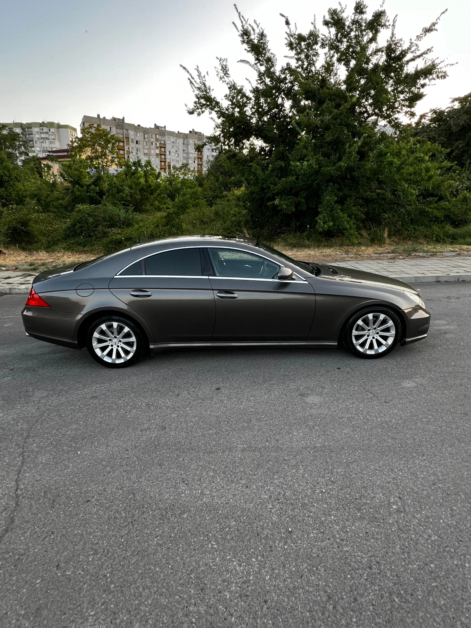 Mercedes-Benz CLS 320, снимка 5 - Автомобили и джипове - 54315285