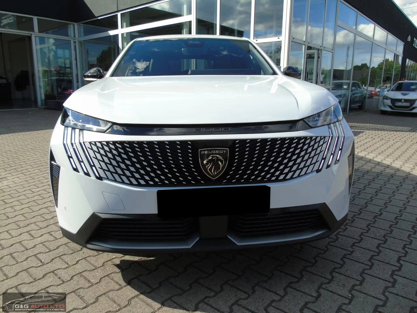 Peugeot 3008 1.2MHEV/145HP/ALLURE/FACE-LIFT/360/NAVI/CPLAY/295q, снимка 2 - Автомобили и джипове - 54538075
