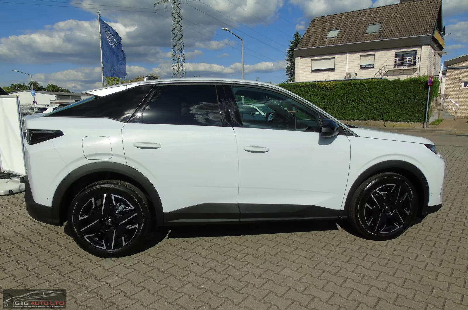 Peugeot 3008 1.2MHEV/145HP/ALLURE/FACE-LIFT/360/NAVI/CPLAY/295q, снимка 6 - Автомобили и джипове - 54538075