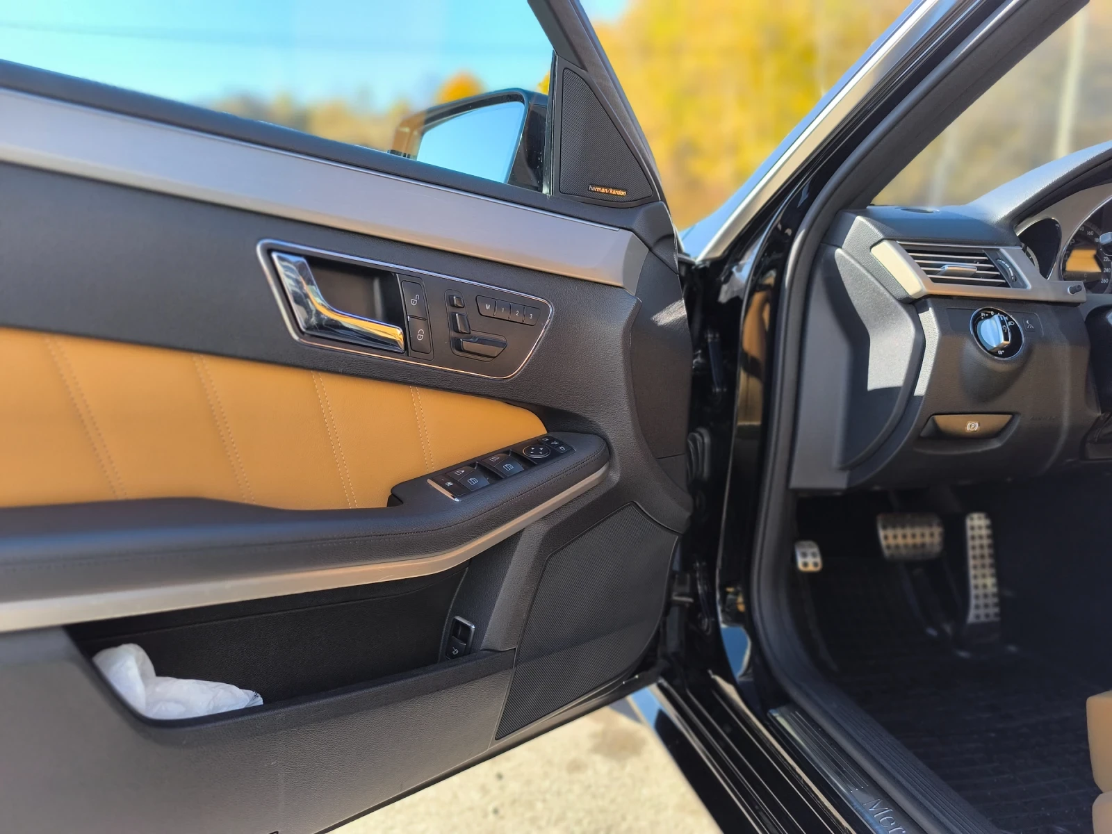 Mercedes-Benz E 350, снимка 15 - Автомобили и джипове - 55412359