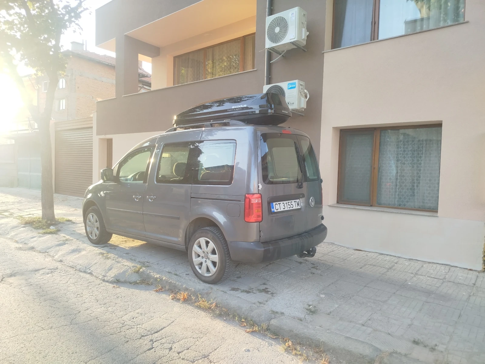 VW Caddy 4х4, снимка 9 - Автомобили и джипове - 55878313