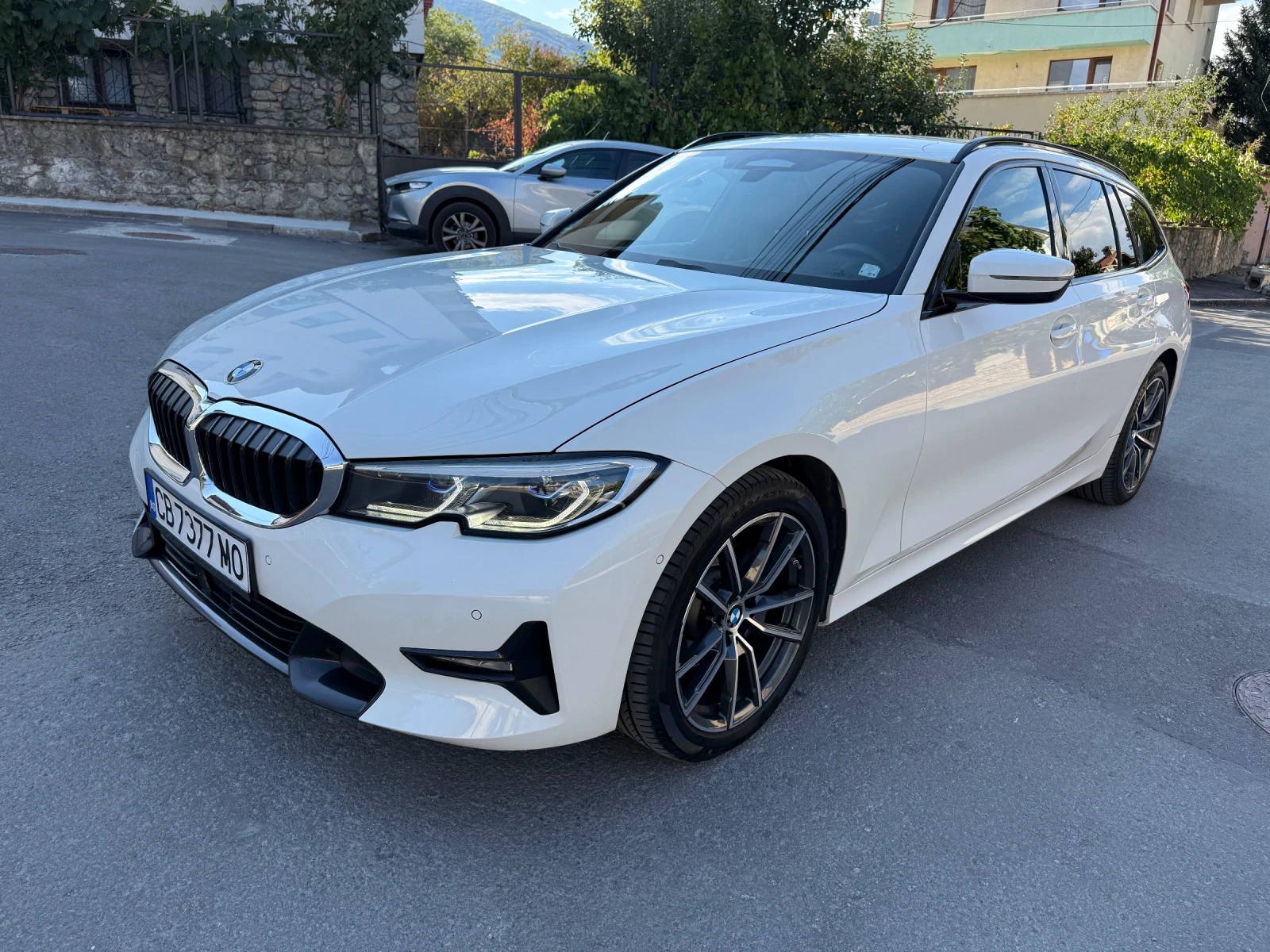 BMW 320 320d mild hibryd Само на задно