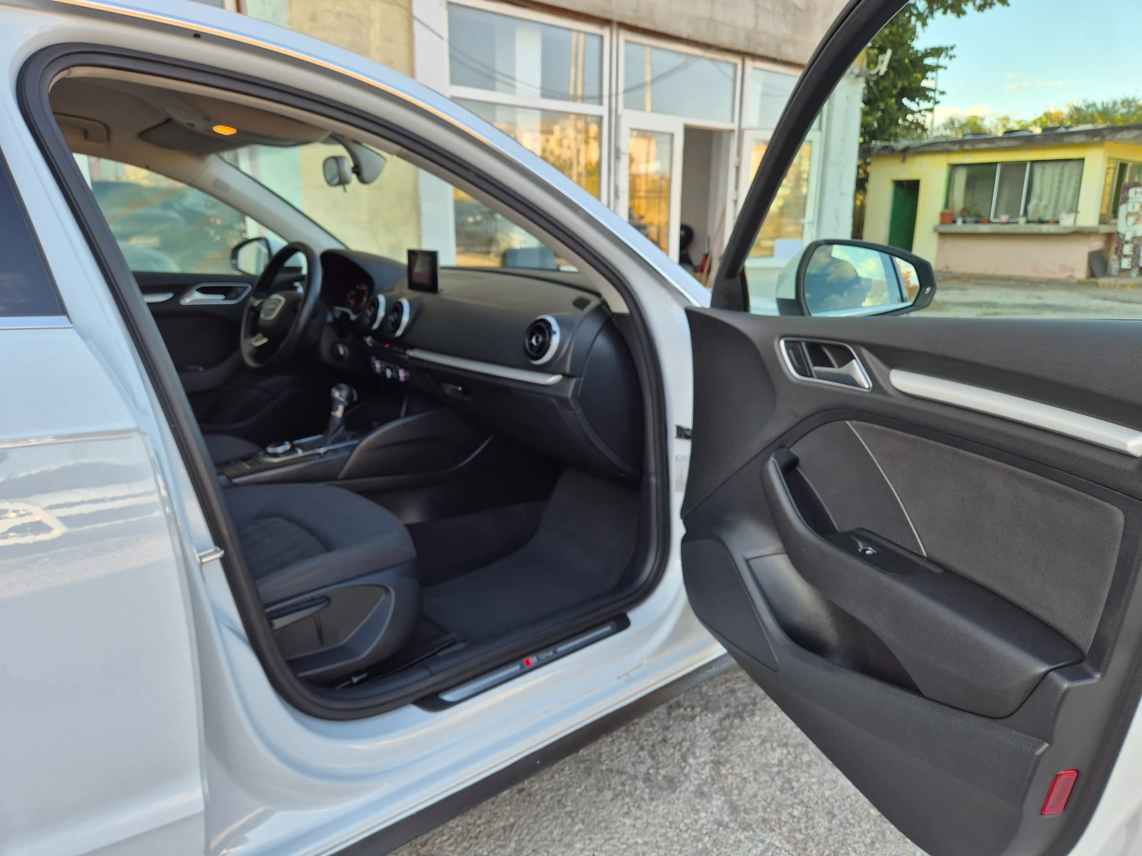 Audi A3 SPORTBACK 1.4I GTRON S-LINE NAVI, снимка 11 - Автомобили и джипове - 56299562