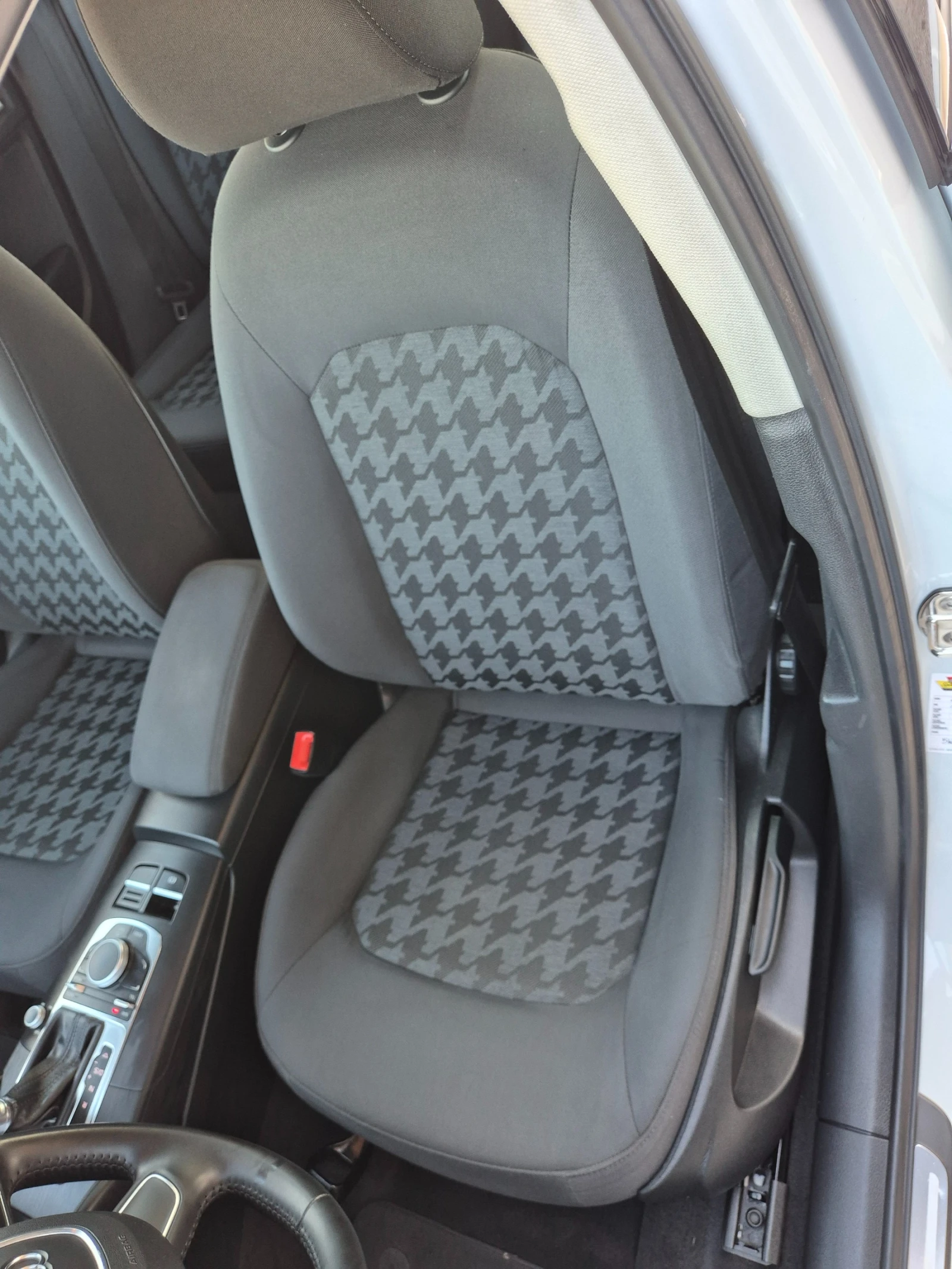 Audi A3 SPORTBACK 1.4I GTRON S-LINE NAVI, снимка 9 - Автомобили и джипове - 56299562